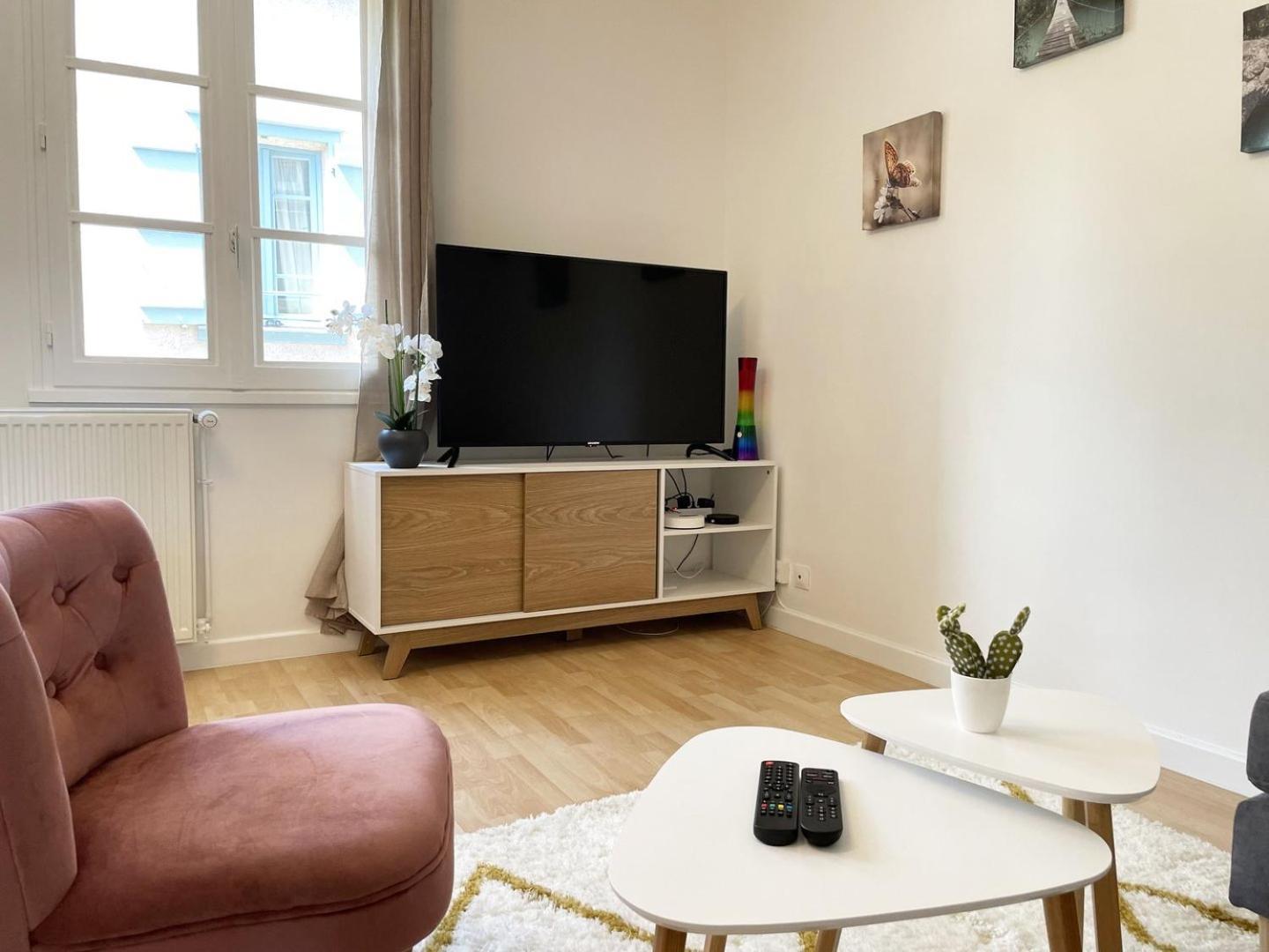 Appartamento Au Bord De L'Eure - Free Parking Chartres Esterno foto