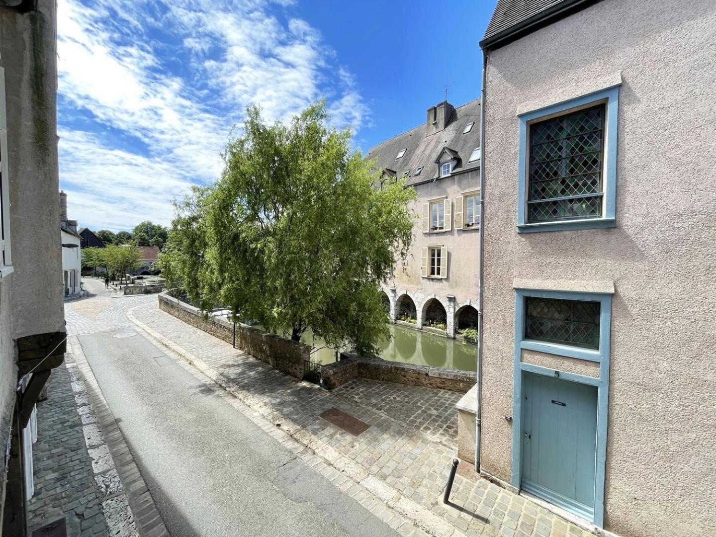 Appartamento Au Bord De L'Eure - Free Parking Chartres Esterno foto